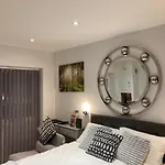 Beautiful 1-bed In 度假居