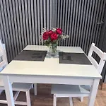 度假居 Beautiful 1-bed In 彭里斯