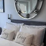 度假居 Beautiful 1-bed In *