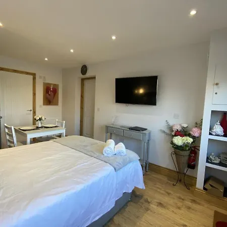Beautiful 1-bed In Penrith