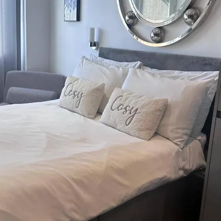 Beautiful 1-bed In *